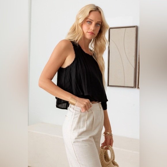 NWT-Boho Sleeveless Layered Frayed Edges Top - Picture 6 of 9